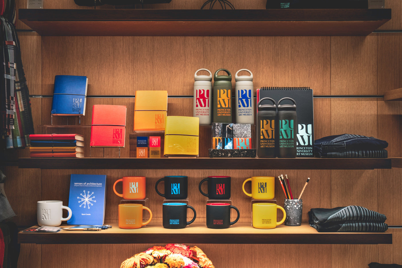 Art Museum Exclusives Collection