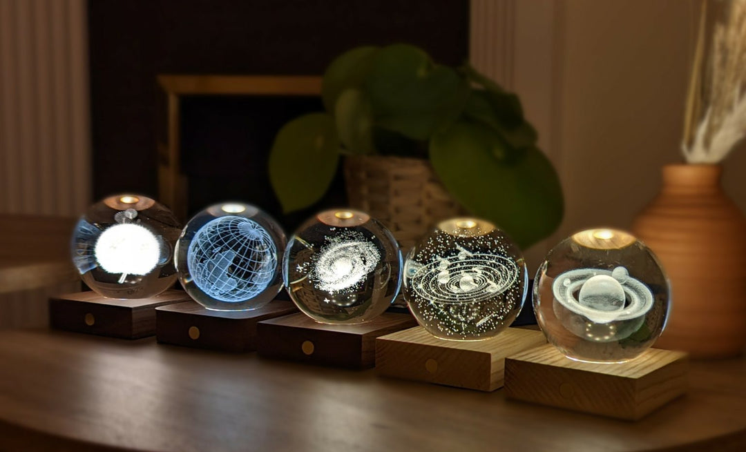 Amber Crystal Light with Solar System – Princeton University Art